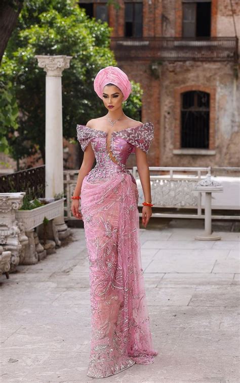 Pin By Rayyanatu On African Couture Dress In African Bridal