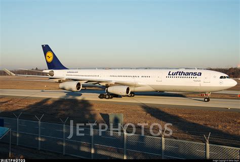 D Aigu Airbus A X Lufthansa Stefan Bayer Jetphotos