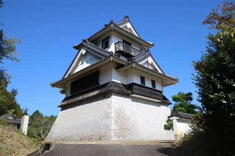 有漢常山城の写真：模擬天守 あやのすけさん 攻城団