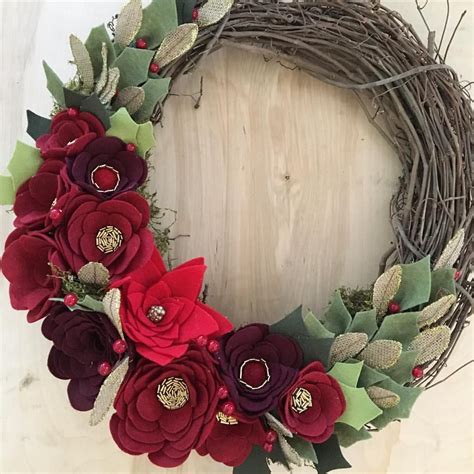 Felt Crafts Diy Upcycled Crafts Wreath Crafts Diy Wreath Flower