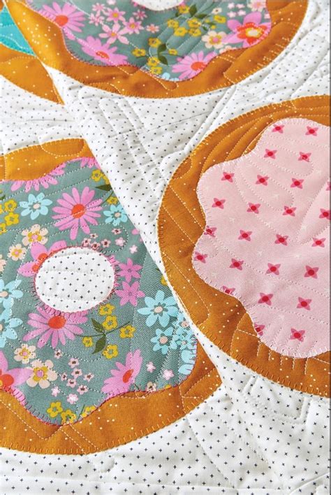 Donut Delight Quilt Pattern Craftsy Quilt Patterns Flower Quilt