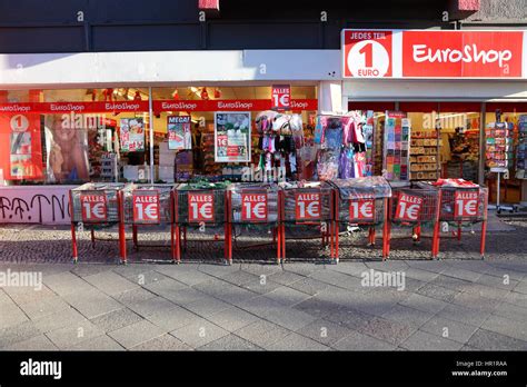 Berlin 1 Euro Shop Stock Photo Alamy