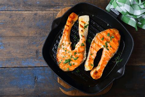 The 3 Best Grill Pans For An Indoor Sear, Chosen By A Chef