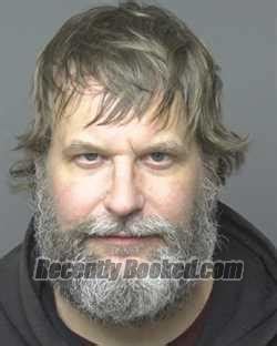 Recent Booking Mugshot For David Thomas Decker In Dubuque County Iowa