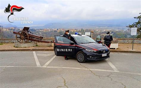 Spaccio Di Droga Nelle Vicinanze Delle Scuole Arrestato Un Enne