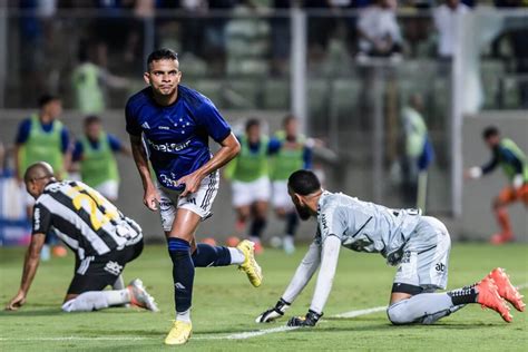 N Meros De Bruno Rodrigues Pelo Cruzeiro Destacam Ele No Mercado