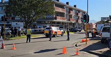 South Africa Building Collapse Kills Two Traps Dozens Police