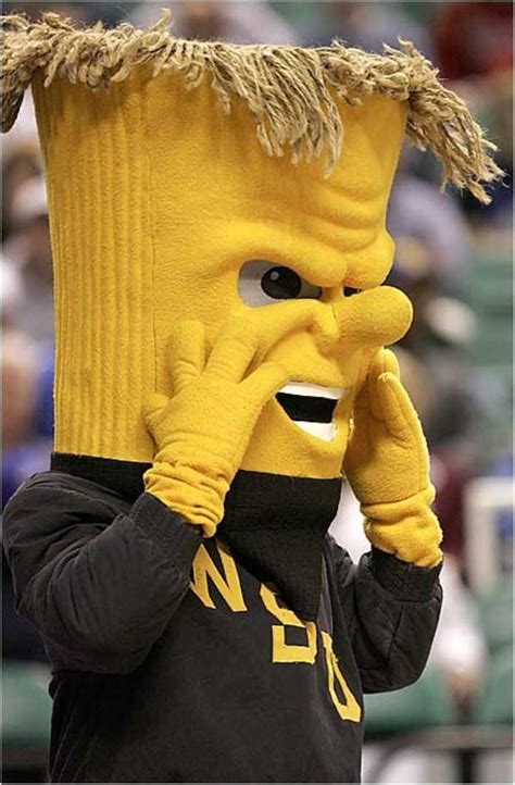 Ridiculously Ugly Mascots (32 photos) | KLYKER.COM