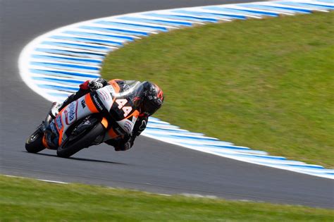 Marcos Ram Rez Consigue La Primera Pole Position De Su Carrera En Una