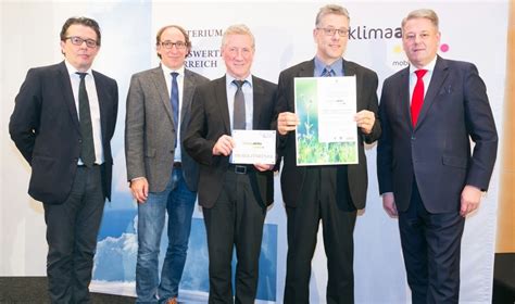 Wirtschaftszeit Raiffeisenlandesbank Vorarlberg F R Klimaschutz