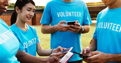 The 10 Best Websites to Find Volunteer Work and Opportunities