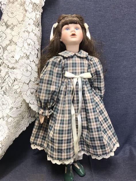 24 Porcelain Doll Long Brunette Hair Blue Eyes Open Mouth Adorable Dolls Doll Playsets