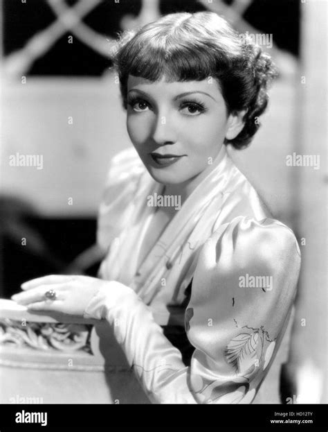 Claudette Colbert In The Maid Of Salem 1937 Stock Photo Alamy