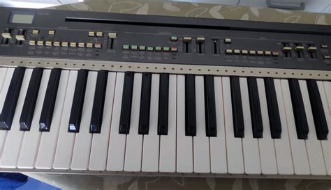 Retro Klavijatura Yamaha Pc1000 Syntesizer Synth Pc 1000