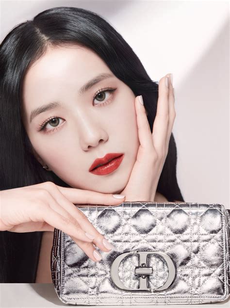 Blackpinks Jisoo Is The New Face Of Diors Addict Lipstick Collection