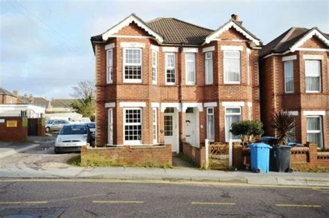 Richmond Road Poole 3 Bedroom Semi Detached For Sale Bh14