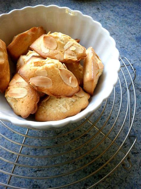 Financiers Amande Vanille La Petite Cuisine De Sabine