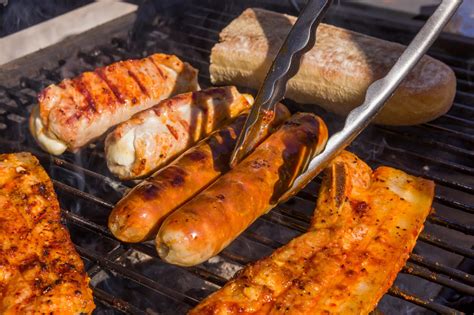 Smart Grilling Tips That Will Keep Your Summer Barbecue Safe