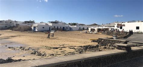 EXCURSIÓN A LA GRACIOSA EN CATAMARÁN