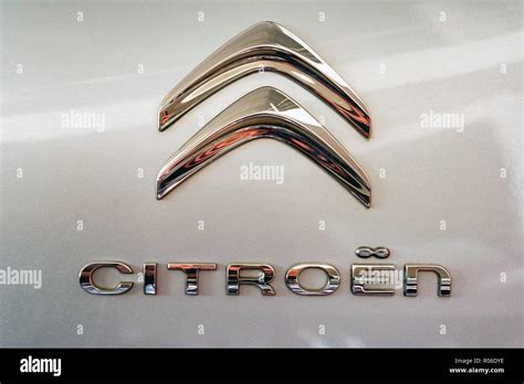 Citroen Logo Stockfotos und -bilder Kaufen - Alamy