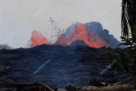 Vista A Rea De La Erupci N Del Volc N Kilauea En Hawai En La Foto