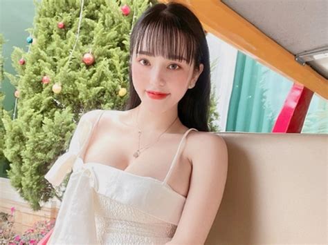 D N Hot Girl B B T V B N Ma T Y Khoe Gi U C Ch M N I O L Tr N Mxh