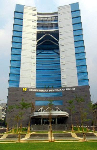 Gedung Pu Paling Hemat Energi Se Asean