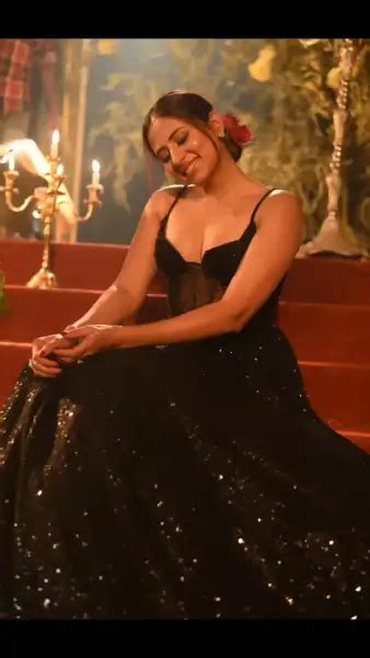 Sargun Mehta Latest Hot Pics And Photo