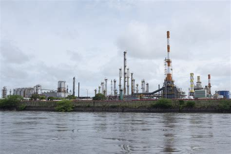 This Massive Oil Refinery Illustrates the Challenges of Colombia’s ...