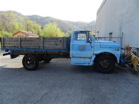 1969 Chevy C40 Flatbed Truck Govdeals