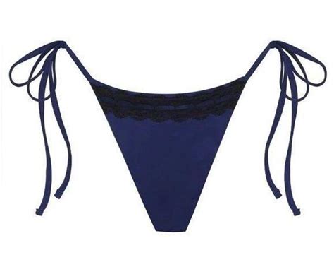 Frankies Bikinis X Sydney Sweeney Venice Skimpy Bikini Bottom Rome Size XS 109 New With