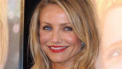 Cameron Diaz Nose Ring - SHEfinds