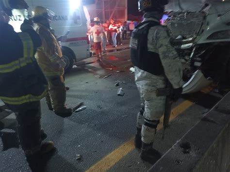 Se registra carambola en la autopista Benito Juárez