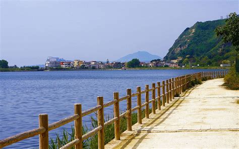 Trekking Tour Alle Pendici Di Capo Miseno Nella Penisola Flegrea Freedome