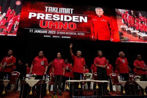 Zahid Sebut Ahli Parlimen Yang Sokong Muhyiddin Umno