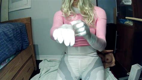 Reni S Dream Shy Masked Blonde Girl Puts On Her Gloves And Starts To Play With Herself Free