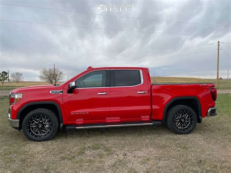 Gmc Sierra With X Hostile Sprocket H And R Toyo