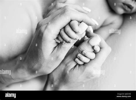 Girl Holding Up Two Fingers Black And White Stock Photos And Images Alamy