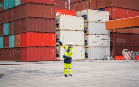 Understanding The Freight Forwarding Process Key Stages And Types