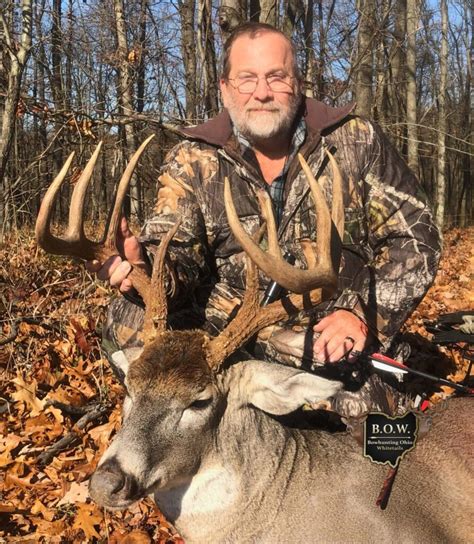 Ohios Best Deer Hunts For The Experienced Bow Hunterbowhunting Ohio Whitetails Ohio