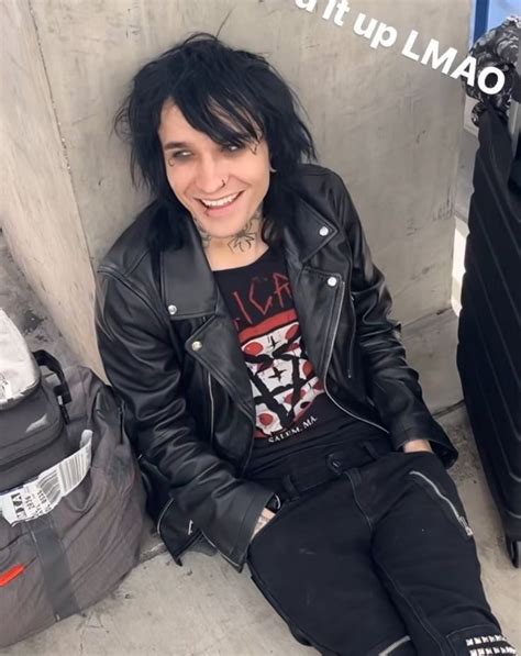 Pin By J Aunahjohnson On Johnnie In Johnnie Guilbert Emo Boyfriend Hot Emo Guys