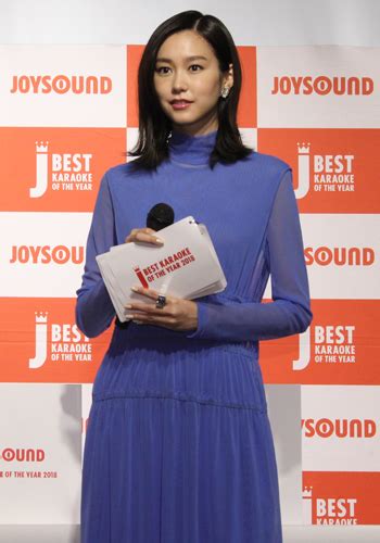 桐谷美玲、29歳のバースデー肉ケーキに感激！ Cmで歌声披露も「歌に自信なかった」 ムビコレ 映画・エンタメ情報サイト