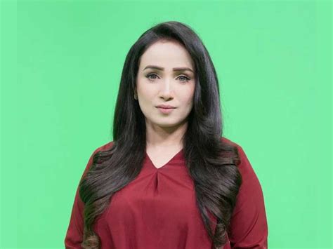 Ayesha Naz Joins Suno TV As The Progamme Anchor Of Current Affairs