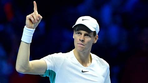 Tennis: Jannik Sinner seals ATP Finals final place with victory over ...