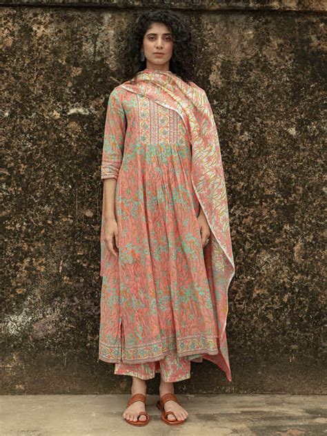 Buy Off White Green Hand Block Printed Chanderi Kurta With Cotton Pants