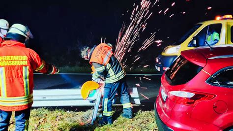 Feuerwehr Grasbrunn Im Einsatz Auf Der A99 Grasbrunn Aktuell