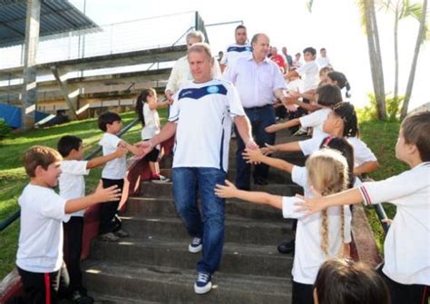 Not Cias Da Cidade De Votorantim Zico Inaugura Escola Em Votorantim