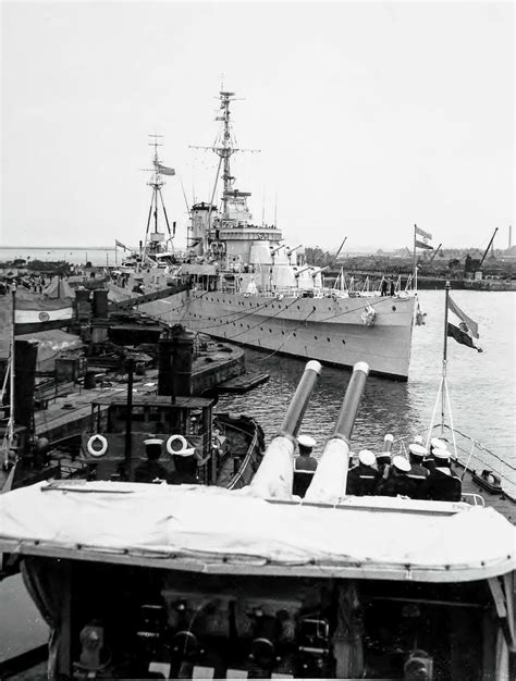 Hms Achilles Ex Hmnzs Achilles Hand Over To India 1948 Jcs Royal