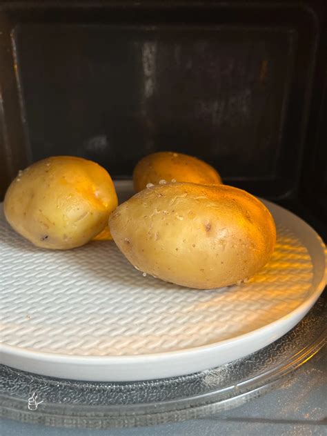 Jacket Potato In Microwave Then Air Fryer