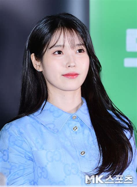 아이유 ‘인형 미모 Mk포토 Mk스포츠